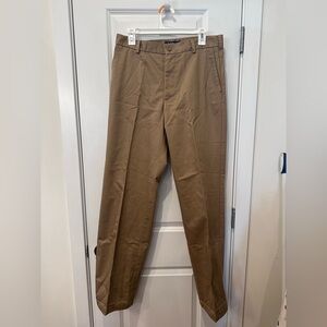 NWT IZOD Men's 32x34 Tan Chino Pants